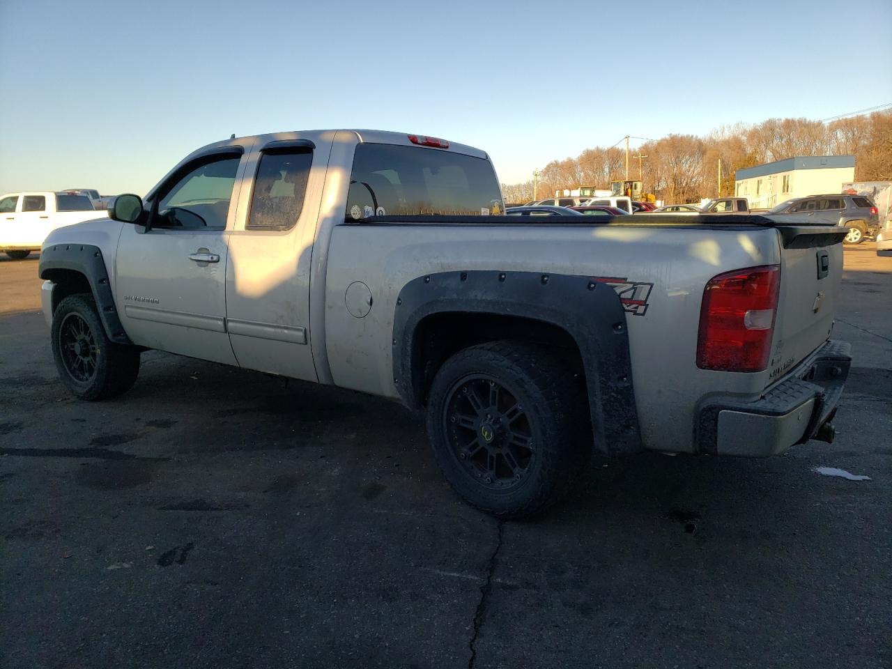 2012 Chevrolet Silverado - Image 2