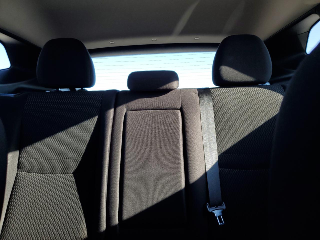 2021 Nissan Rogue - Image 10
