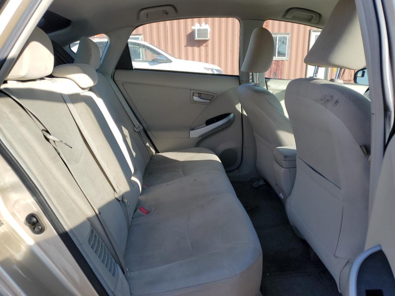 2010 Toyota Prius - Image 10