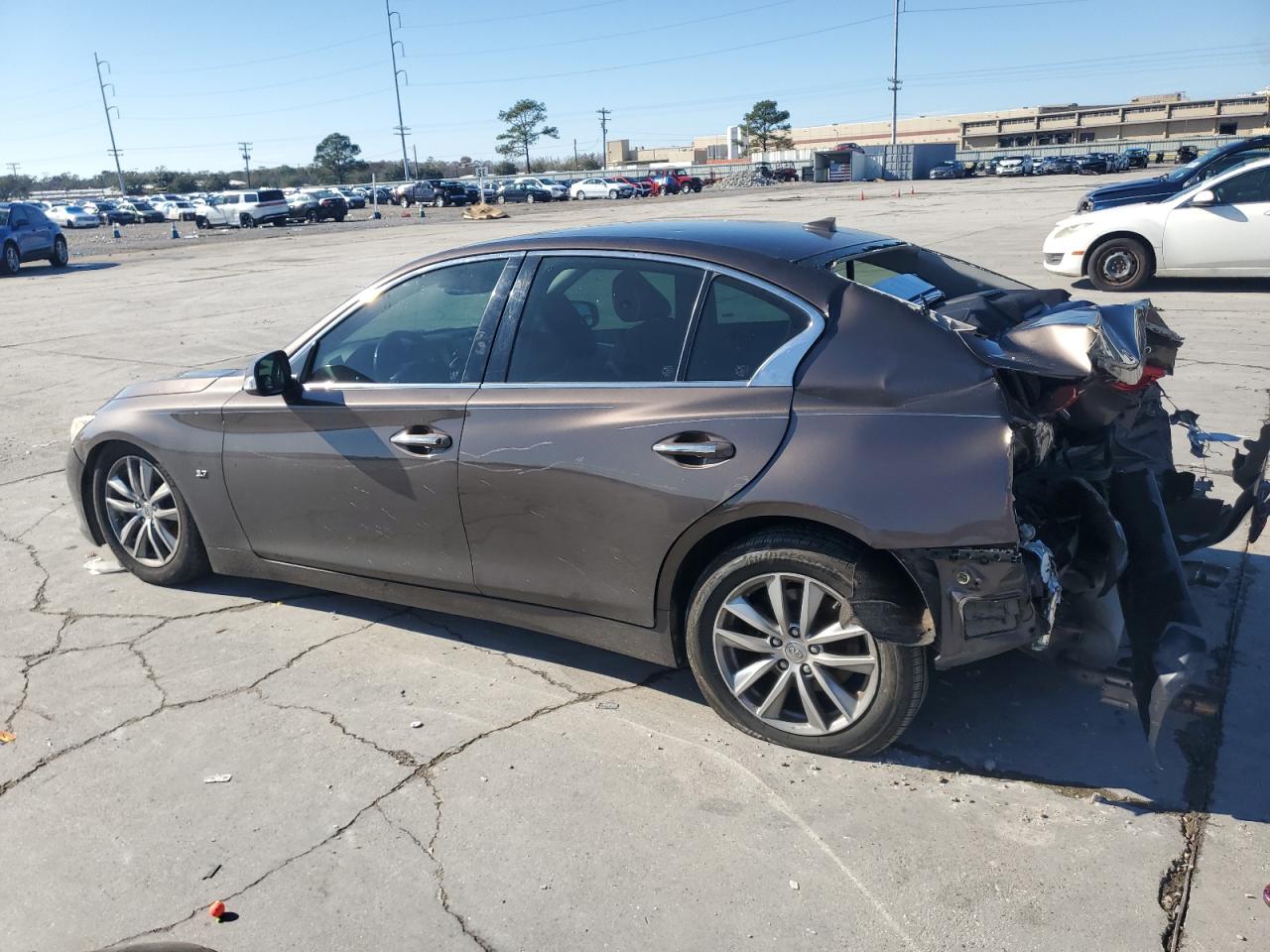 2014 Infiniti Q50 - Image 2