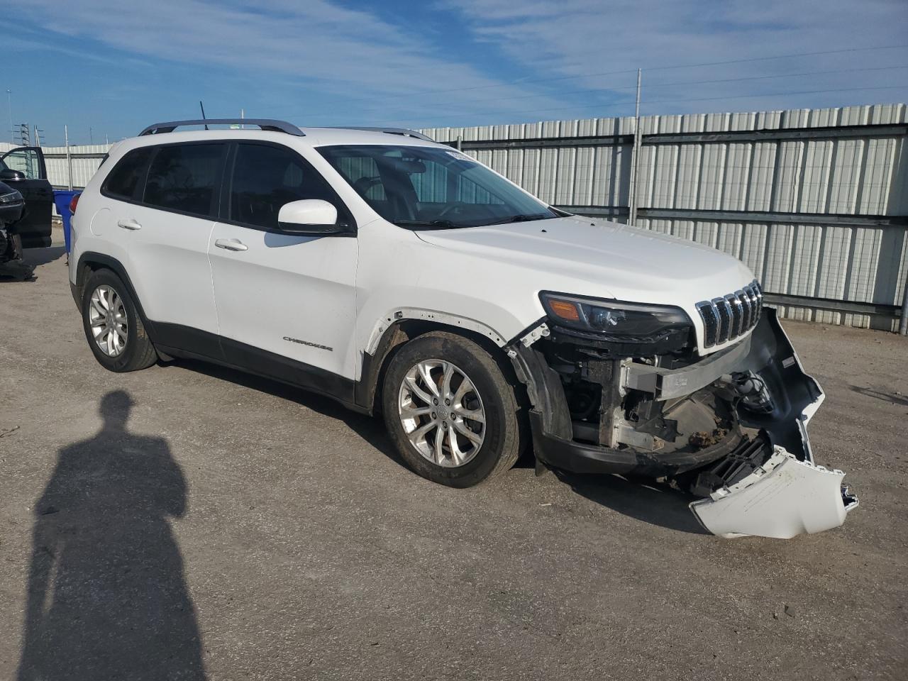 2020 Jeep Grand Cherokee - Image 4