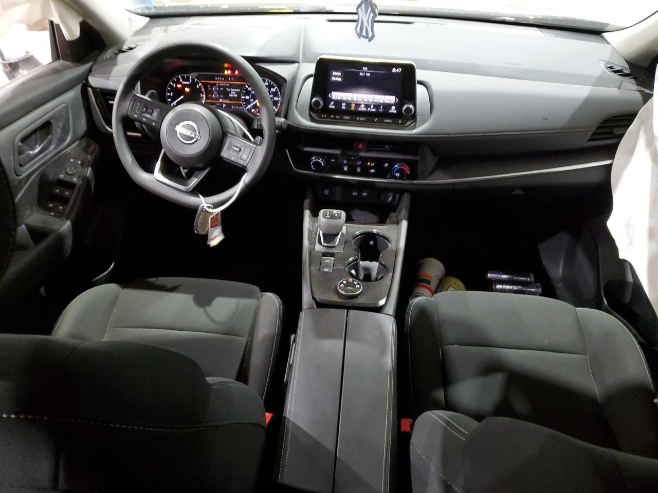 2024 Nissan Rogue - Image 8