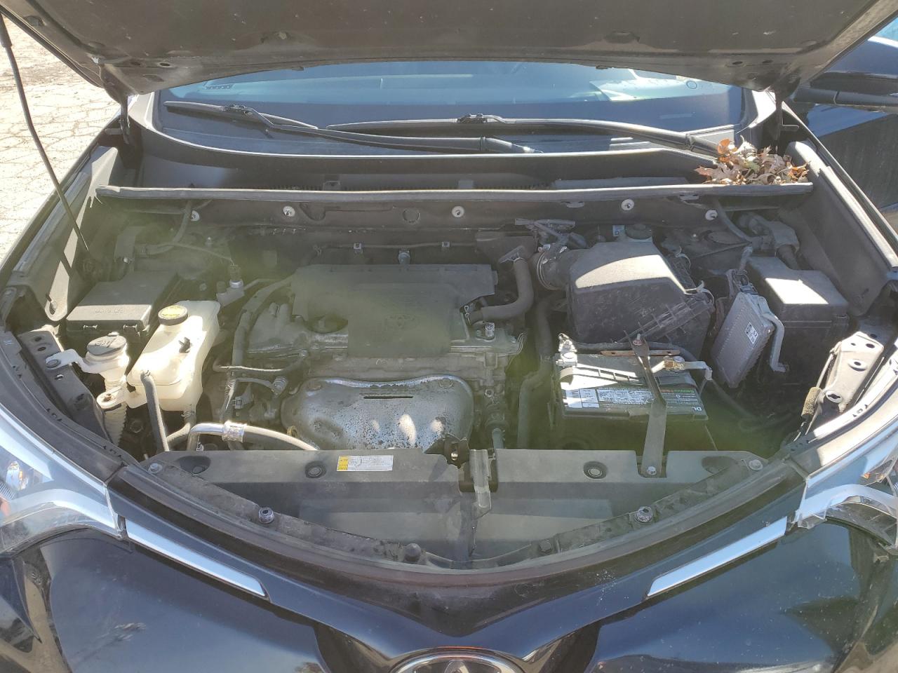 2016 Toyota RAV 4 - Image 13