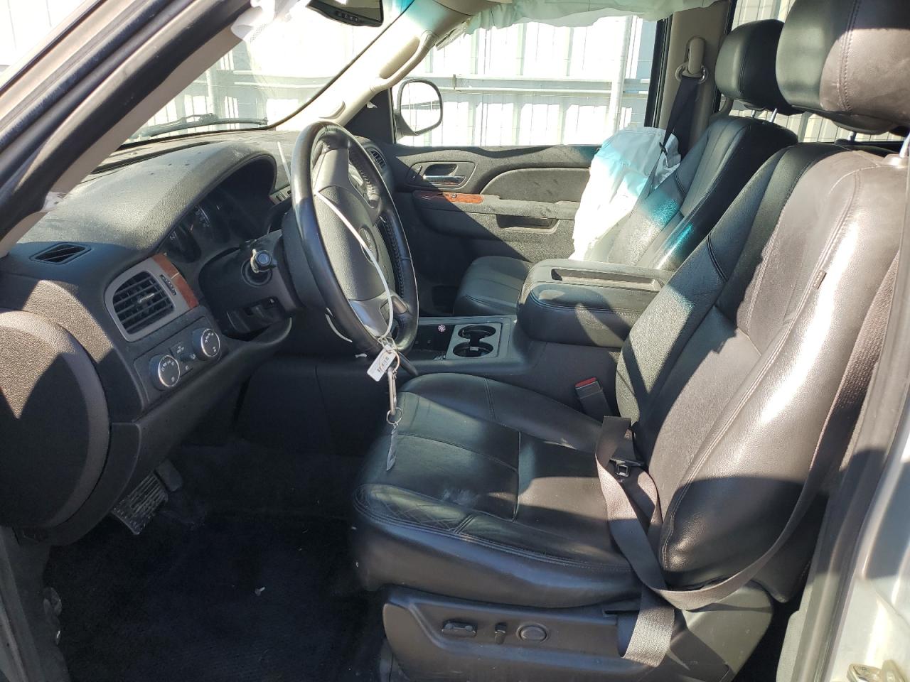2012 GMC Yukon - Image 7