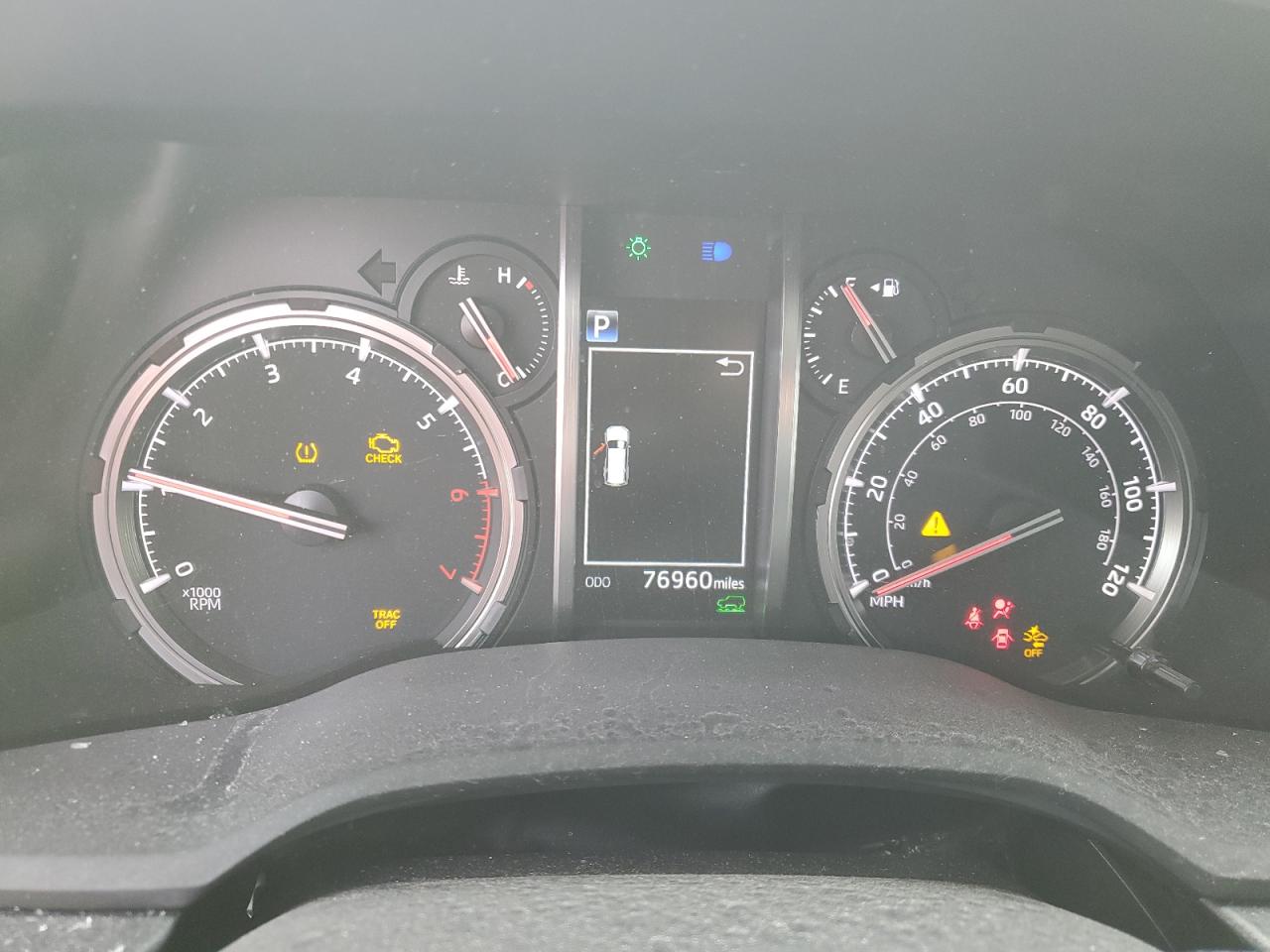 2020 Toyota 4Runner - Image 9