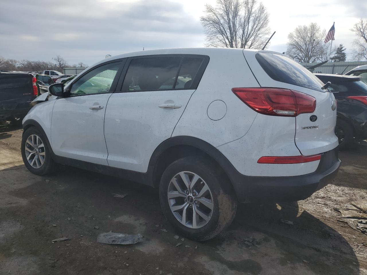 2016 Kia Sportage - Image 2