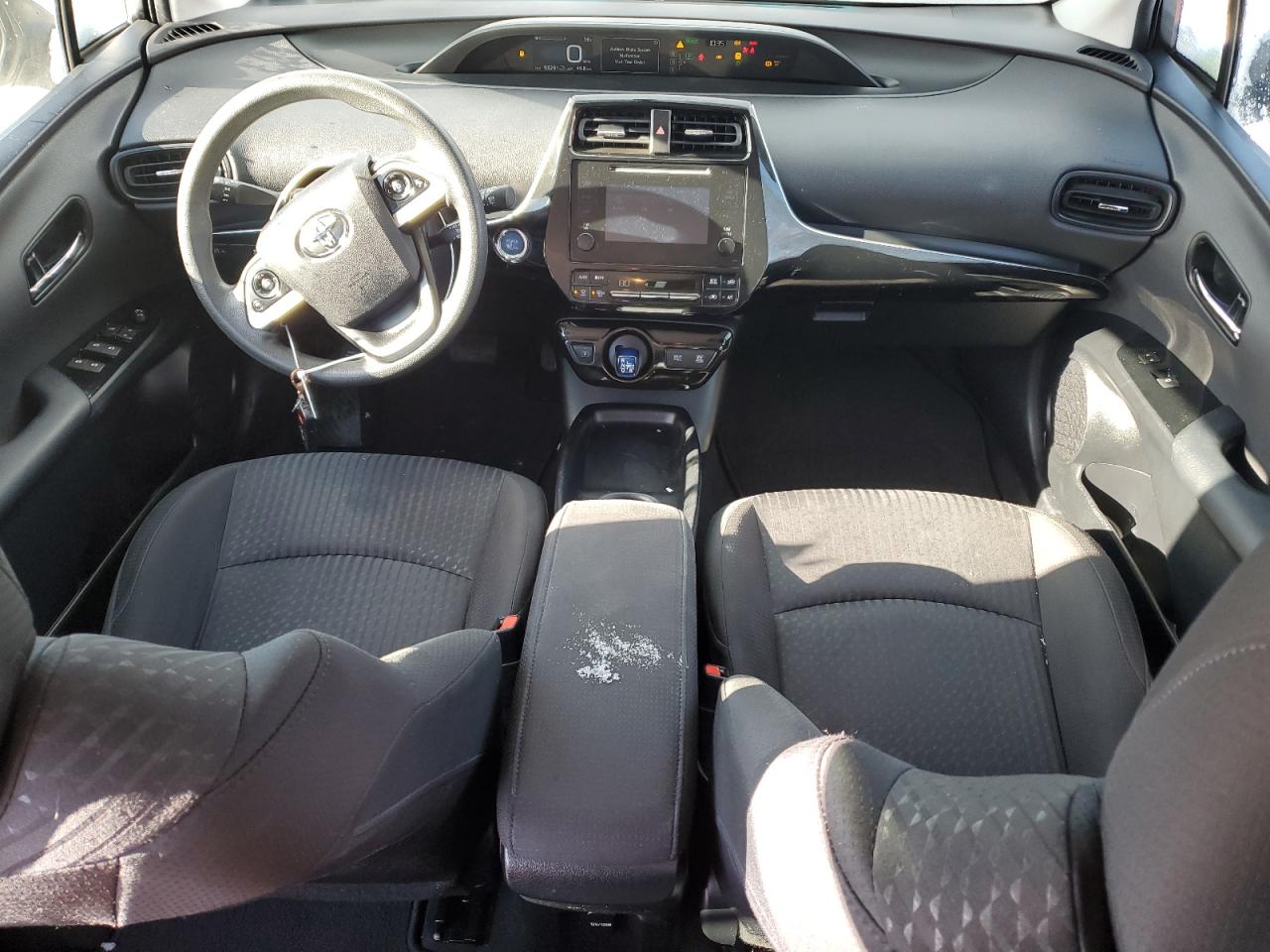 2016 Toyota Prius - Image 8