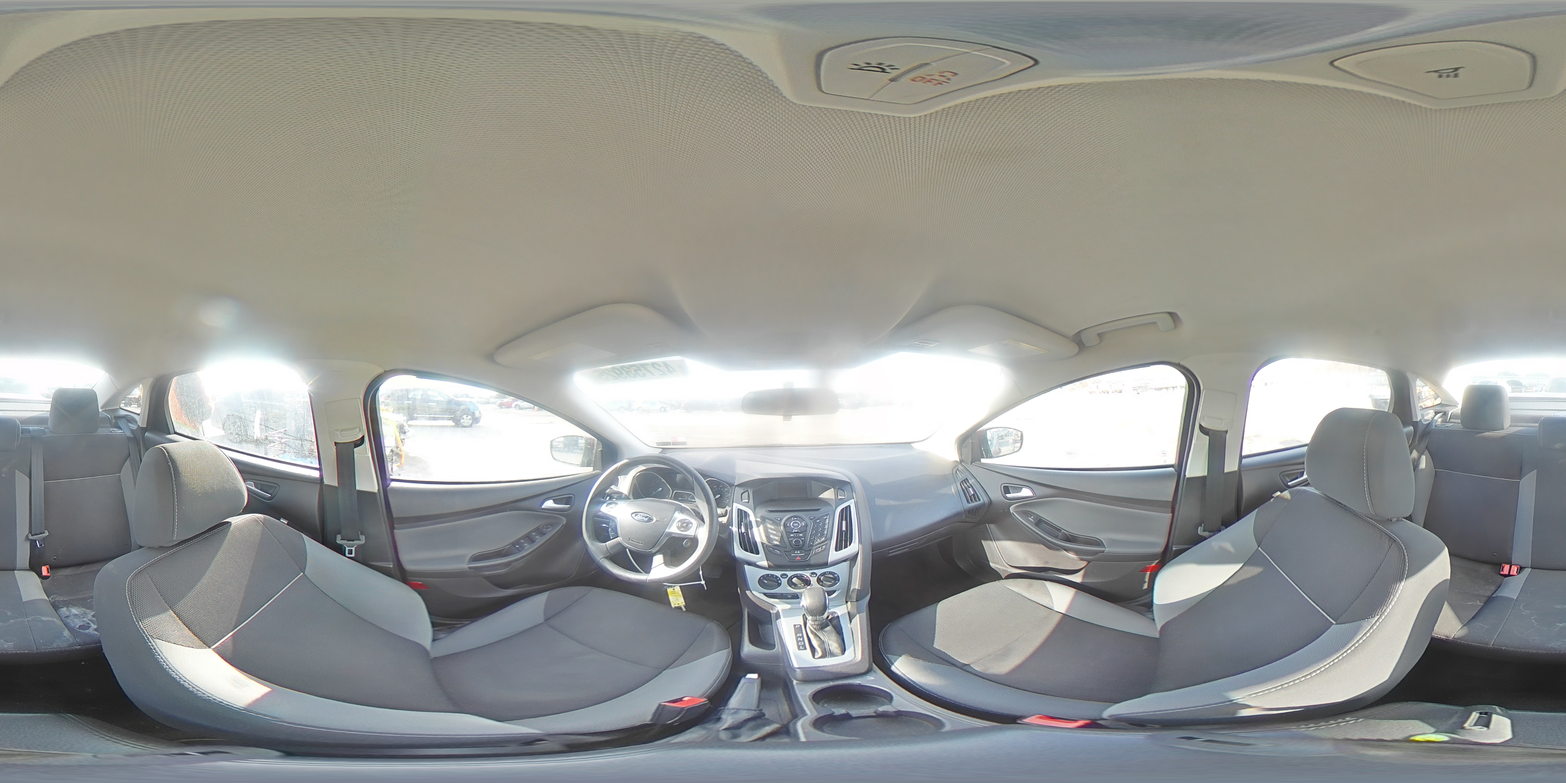 2014 Ford Focus - Image 12