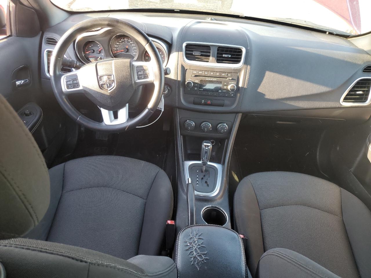 2013 Dodge Avenger - Image 8