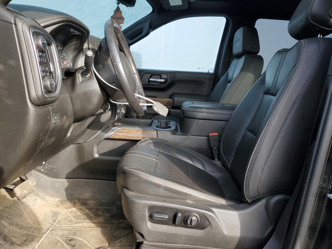 2022 Chevrolet Silverado - Image 7