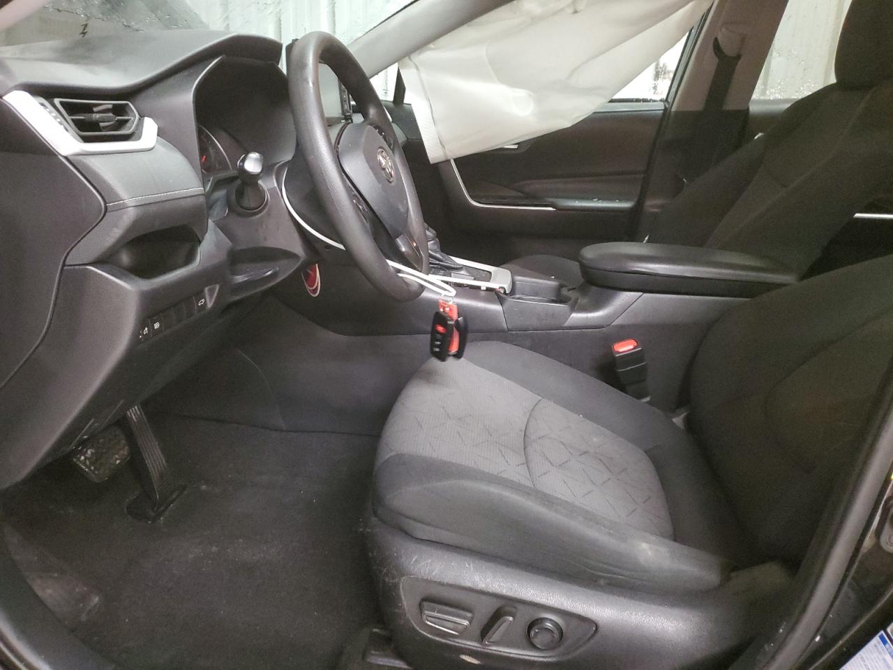 2020 Toyota RAV 4 - Image 7