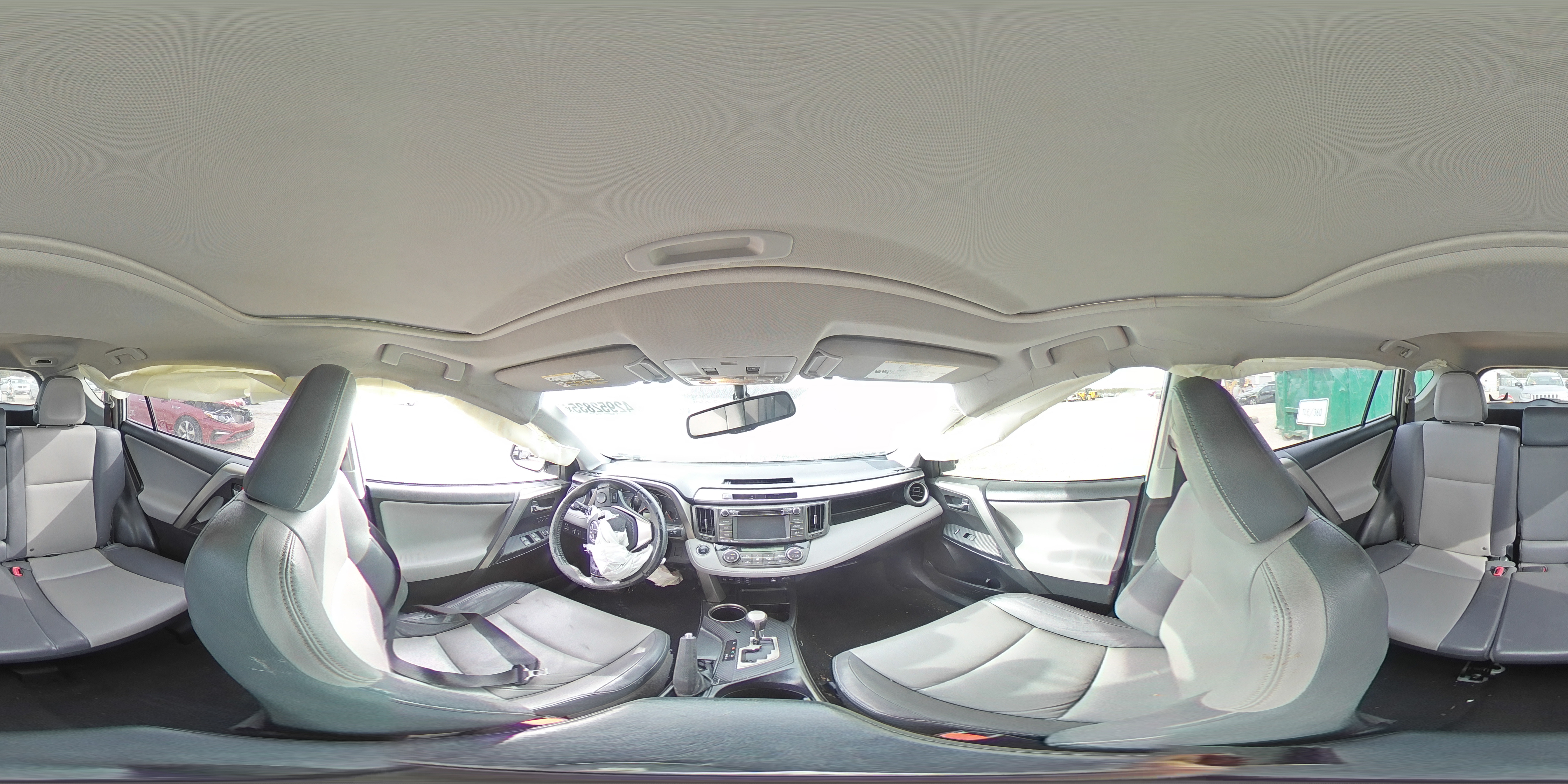 2015 Toyota RAV 4 - Image 14