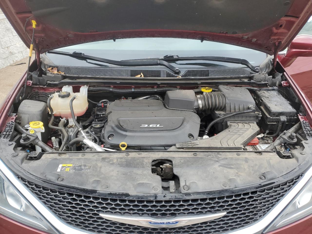 2018 Chrysler Pacifica Touring Plus VIN: 2C4RC1FG9JR108987 Lot: 43200715