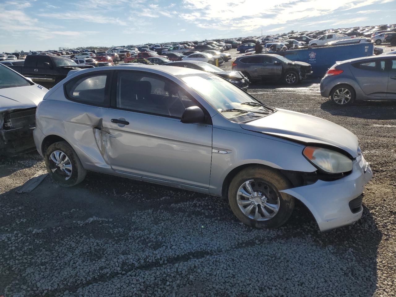 2008 Hyundai Accent - Image 4