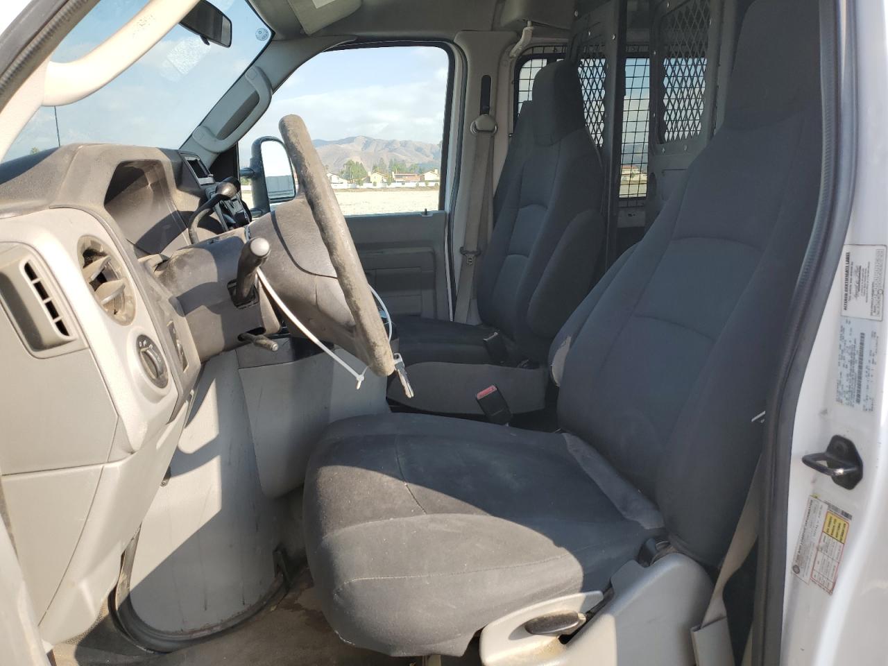 2010 Ford Econoline - Image 7