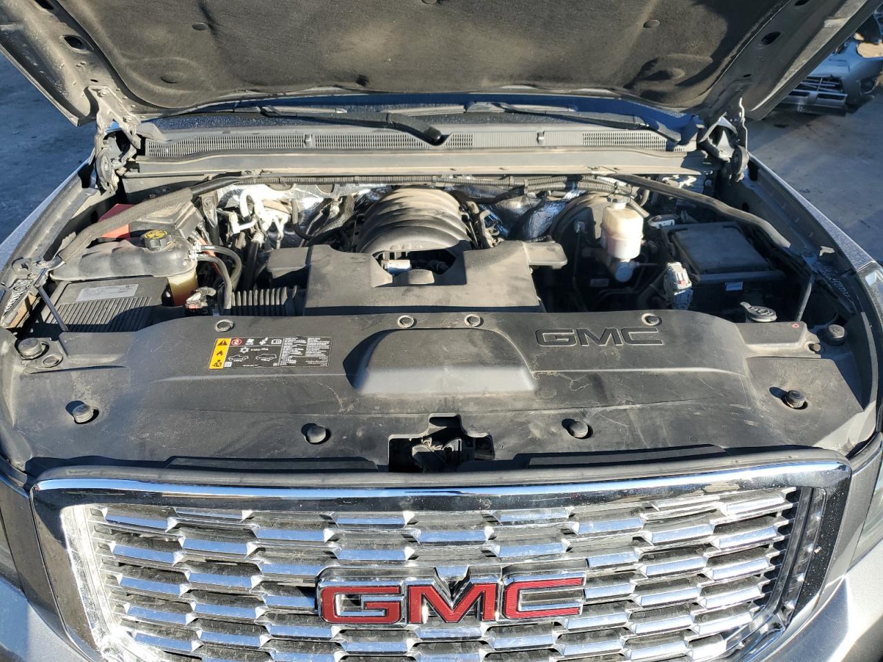 2018 GMC Yukon Denali VIN: 1GKS2CKJ3JR263501 Lot: 86918674