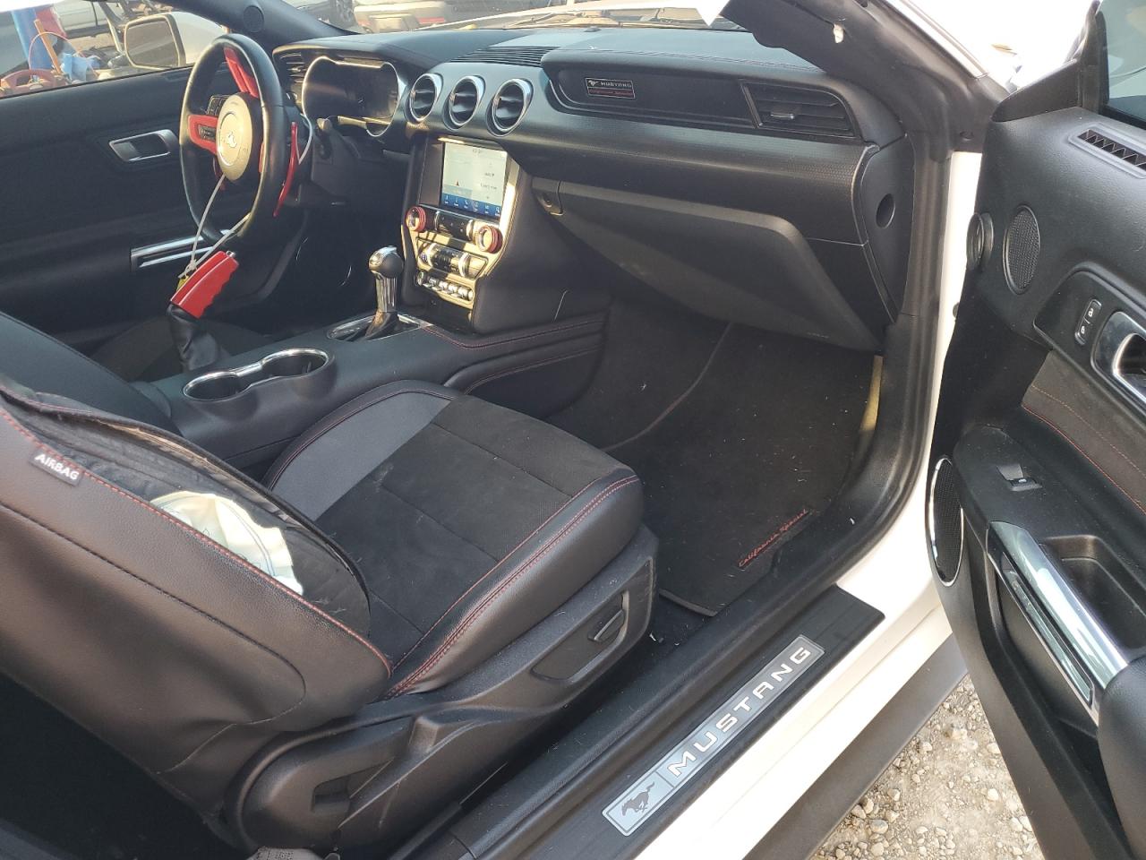 1FA6P8CF2M5118134 FORD MUSTANG 2021