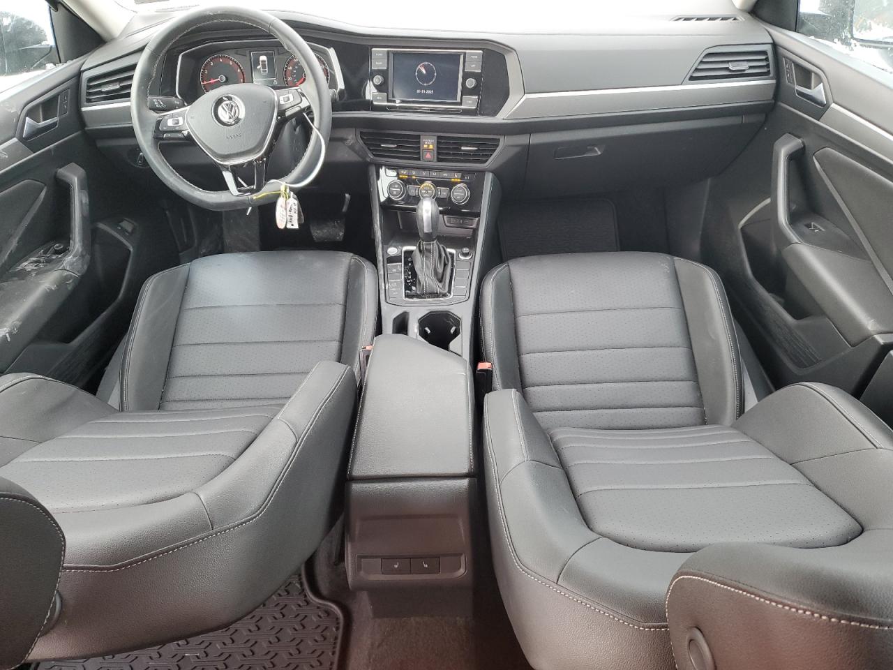 2021 Volkswagen Jetta - Image 8