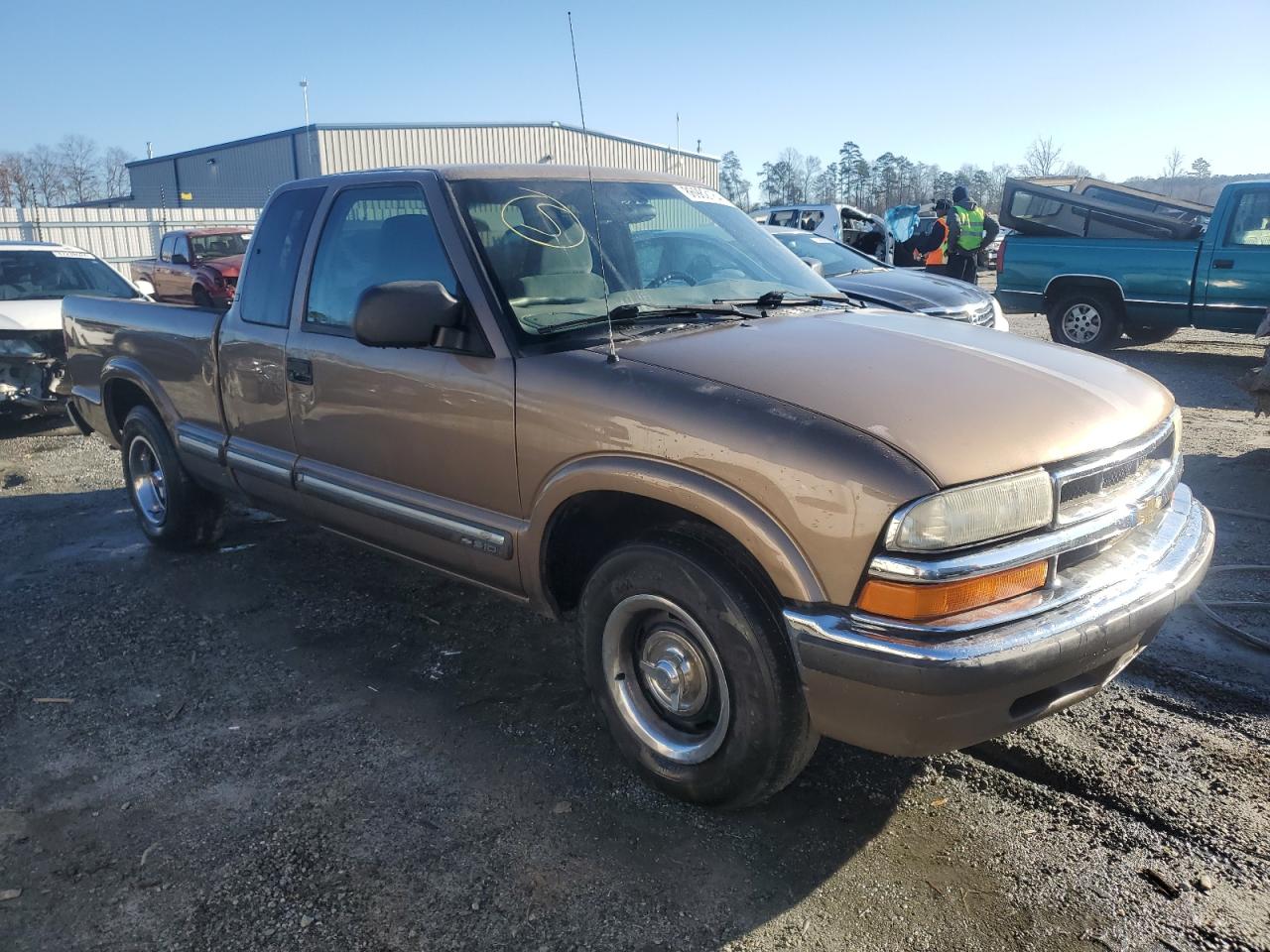 2003 Chevrolet S-10 Pickup - Image 4