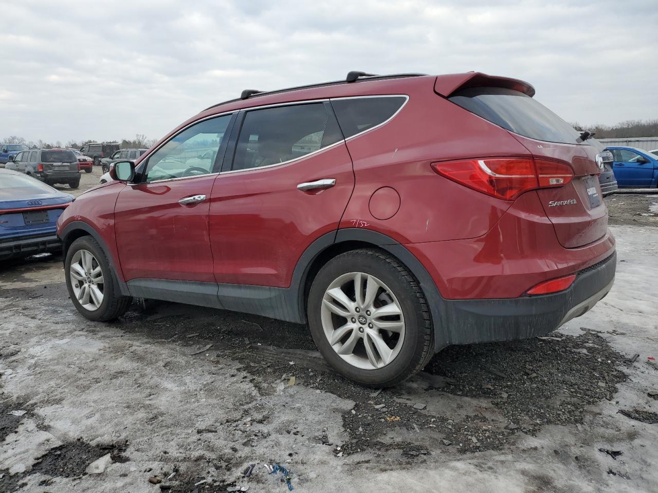 2013 Hyundai Santa Fe - Image 2
