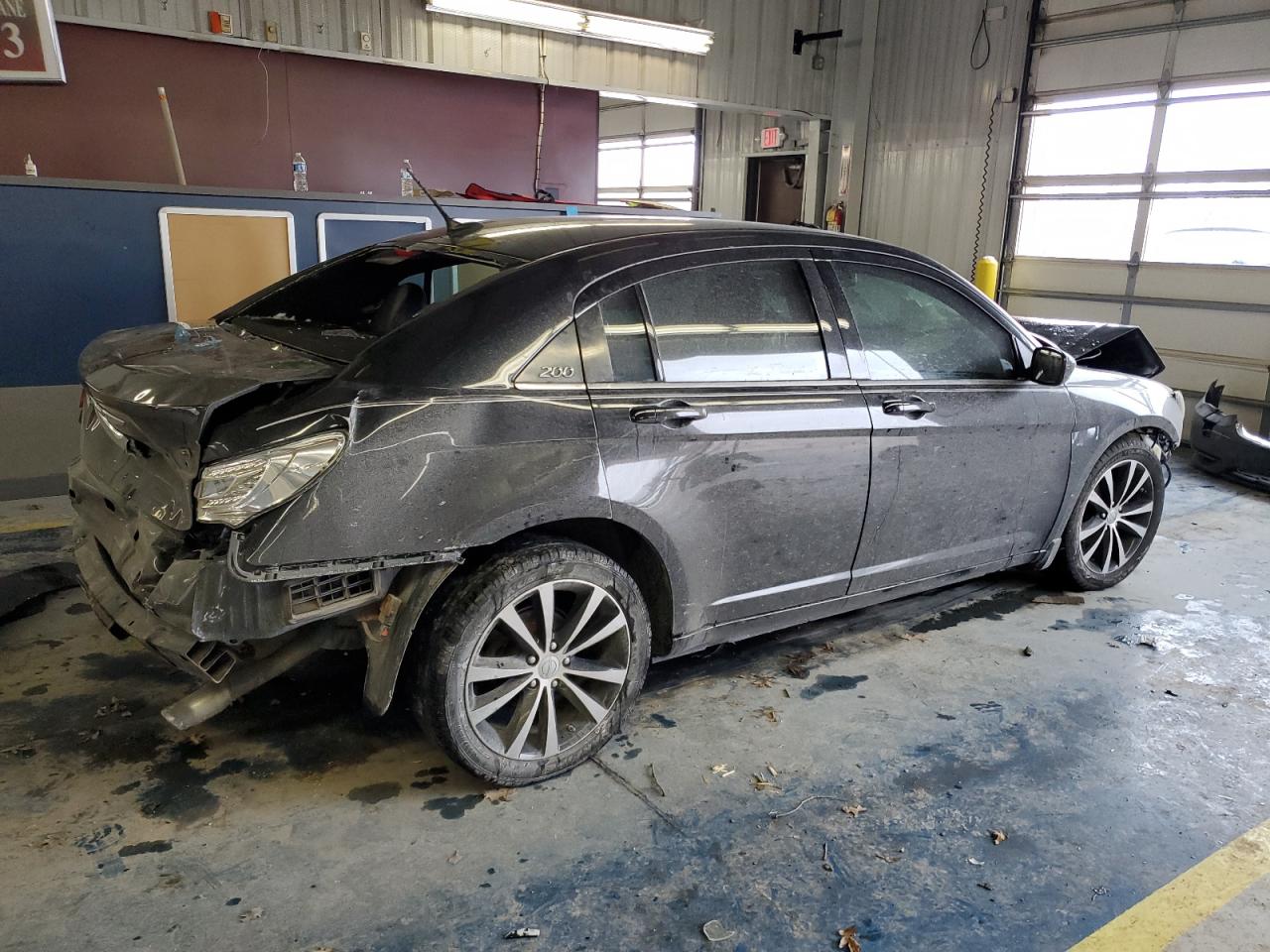 2011 Chrysler 200 - Image 3
