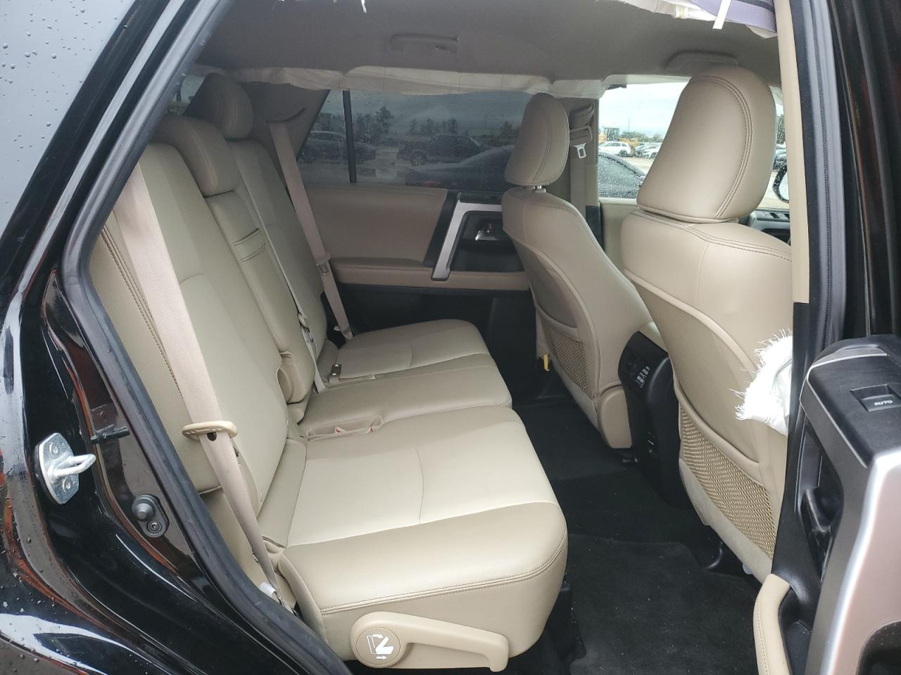 2018 Toyota 4Runner - Image 11