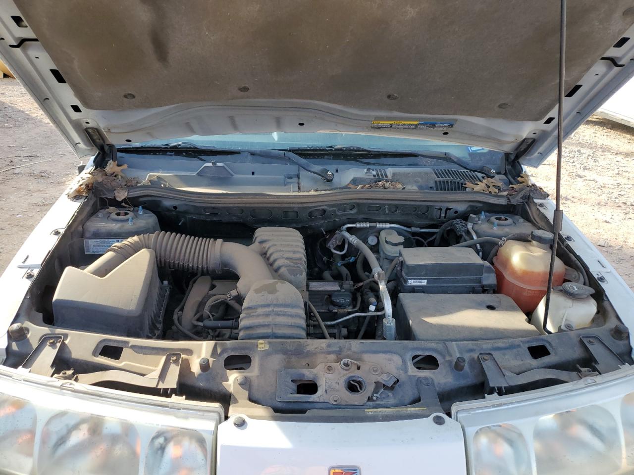 2005 Saturn VUE - Image 12