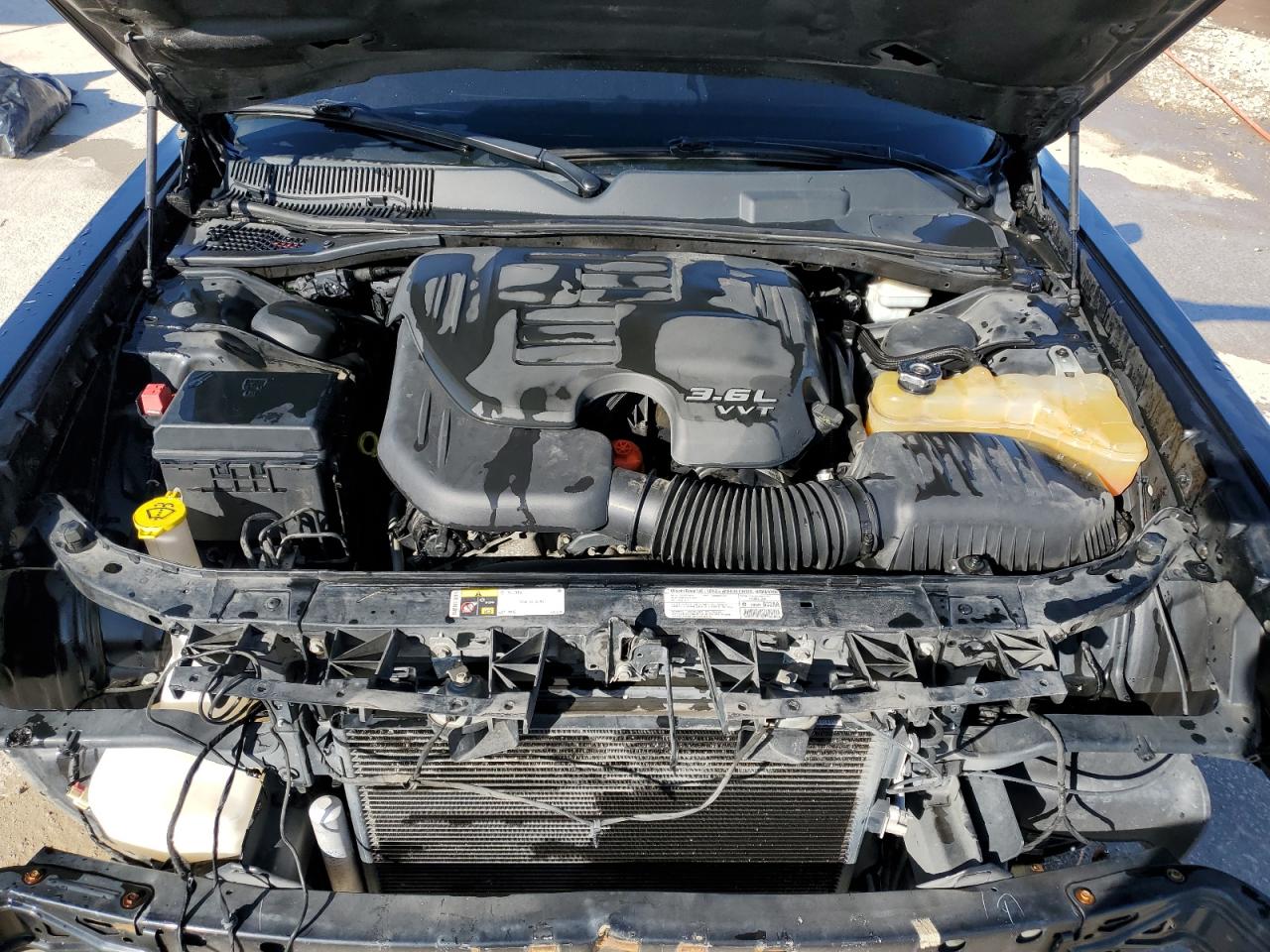 2013 Dodge Challenger - Image 11