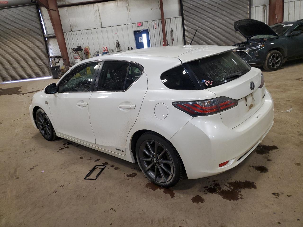 2012 Lexus CT - Image 2