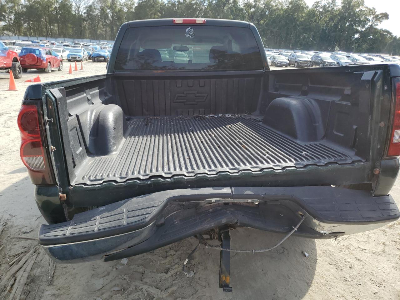 2007 Chevrolet Silverado - Image 6