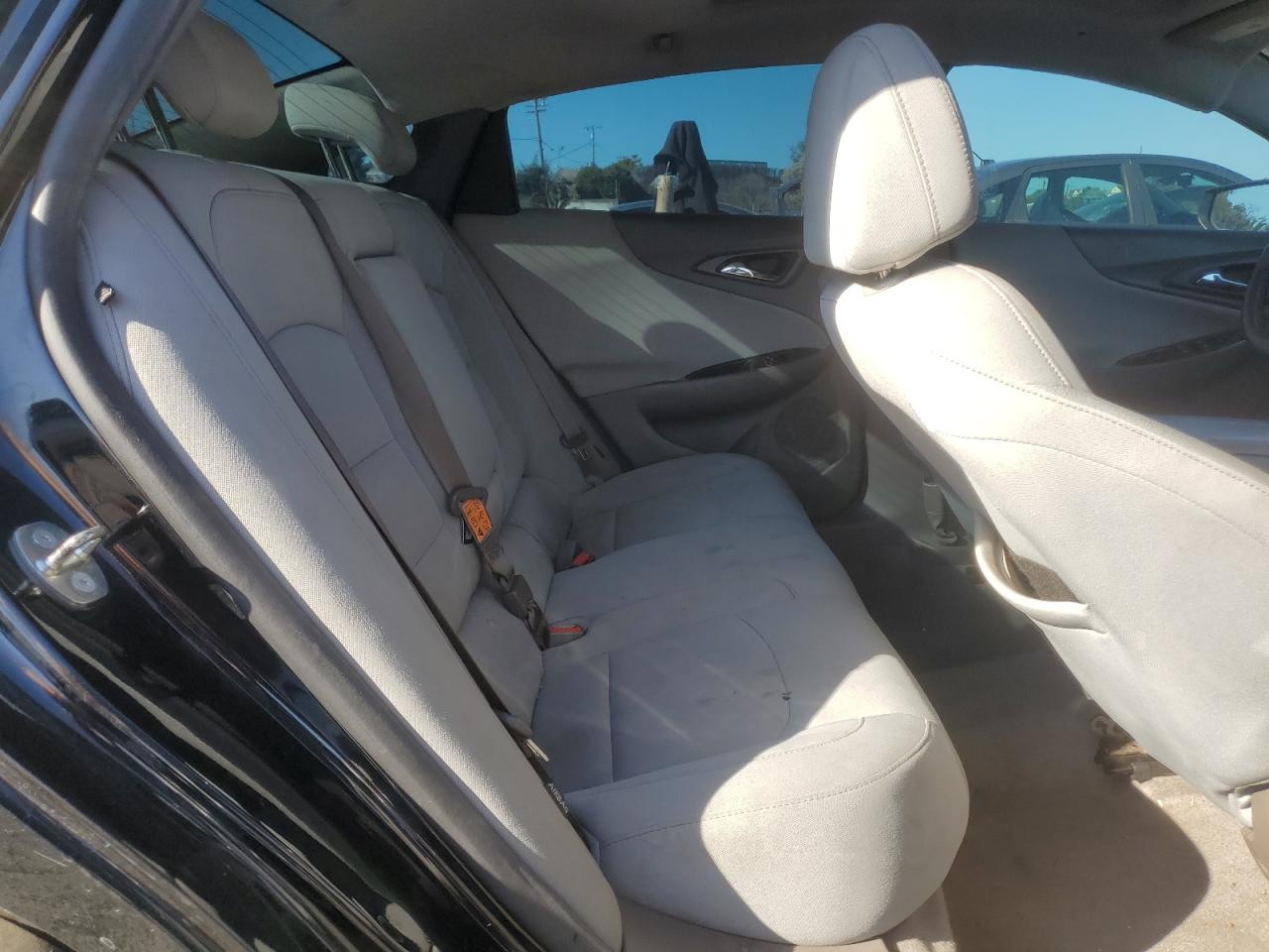 1G1ZD5ST2JF145838 CHEVROLET MALIBU 2018