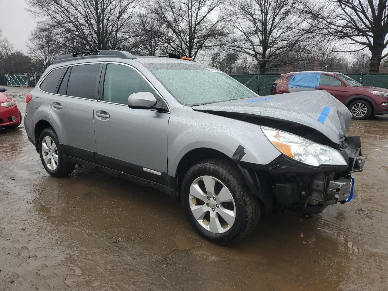 2010 Subaru Outback - Image 4