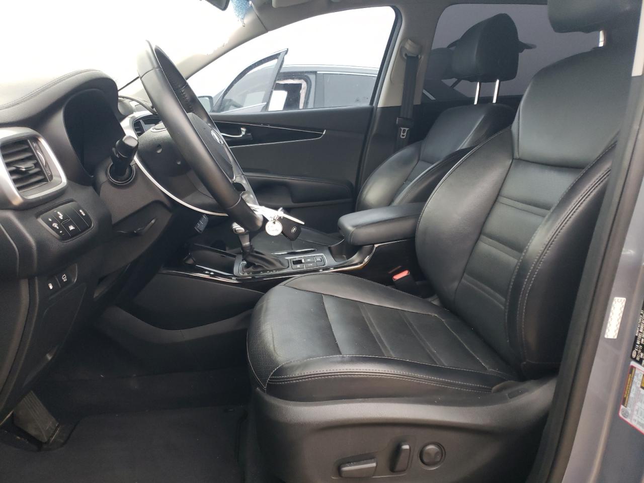 2020 Kia Sorento - Image 7