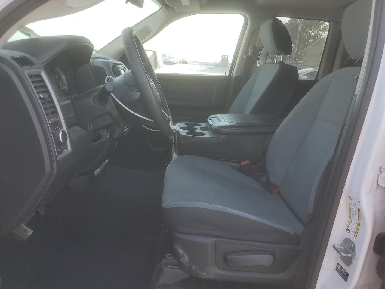 2021 RAM 1500 - Image 7