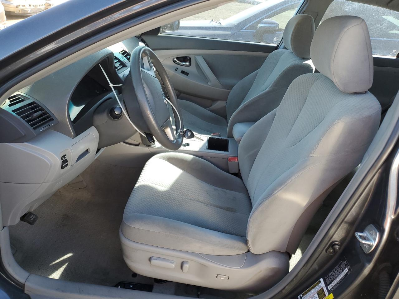2009 Toyota Camry - Image 7