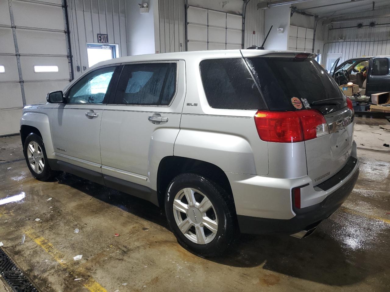 2016 GMC Terrain - Image 2