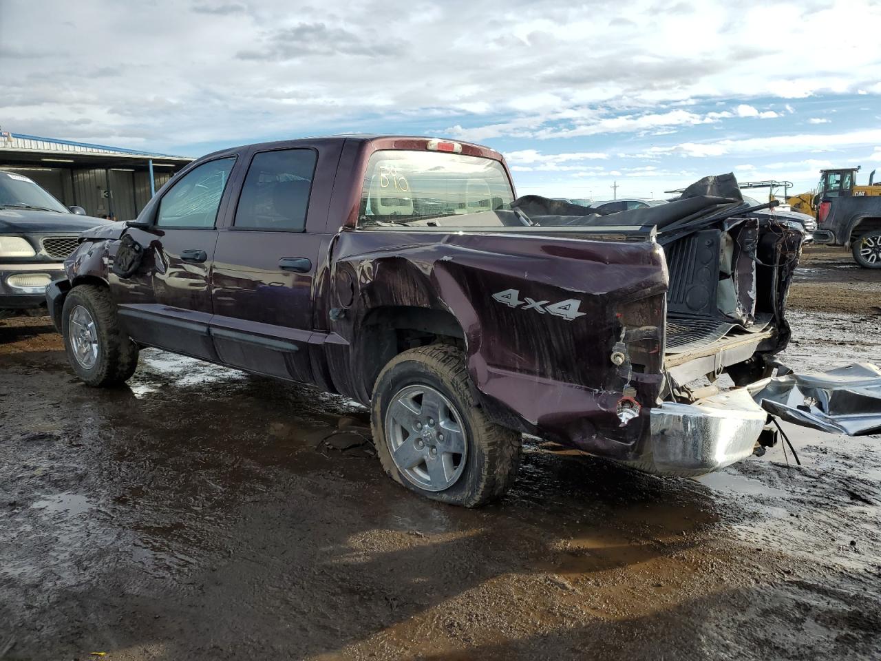 2005 Dodge Dakota - Image 2