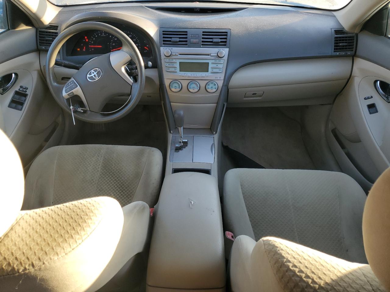 2009 Toyota Camry - Image 8