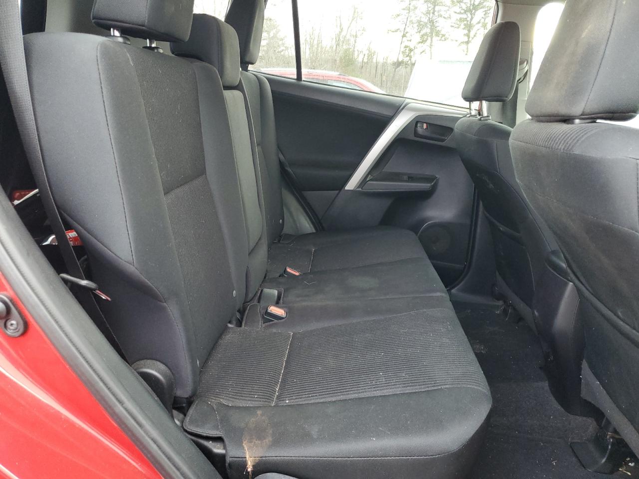 2016 Toyota RAV 4 - Image 11