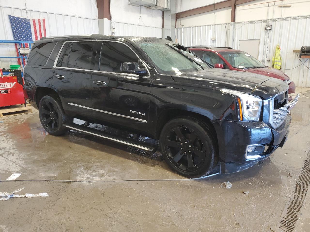 2020 GMC Yukon - Image 4