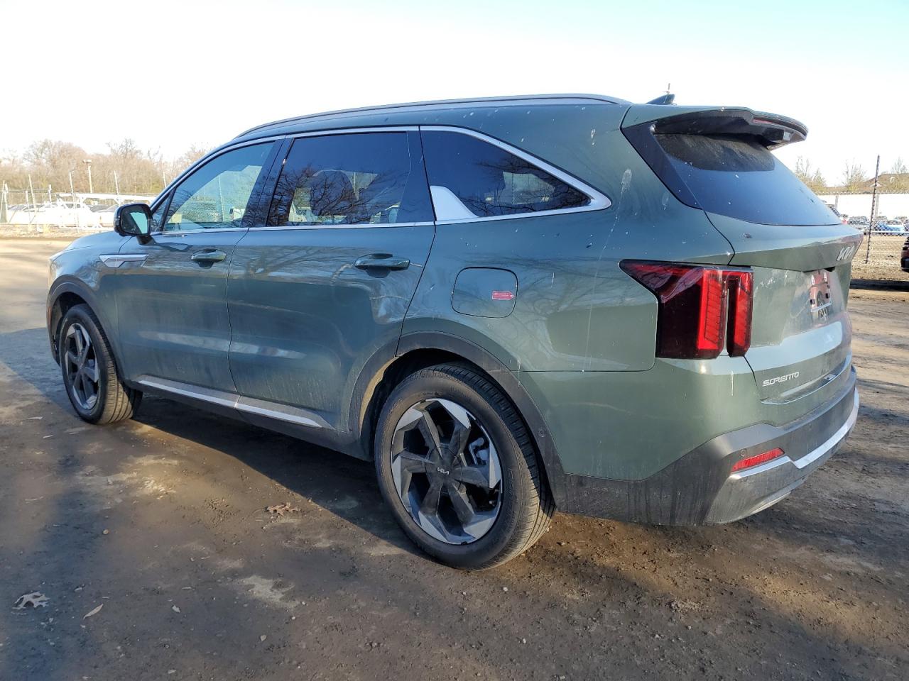 2025 Kia Sorento - Image 2