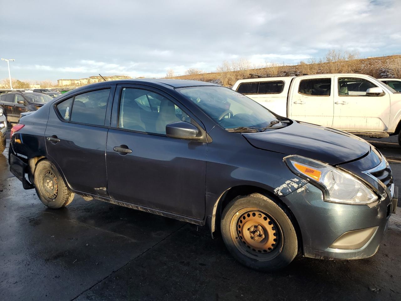 2017 Nissan Versa - Image 4