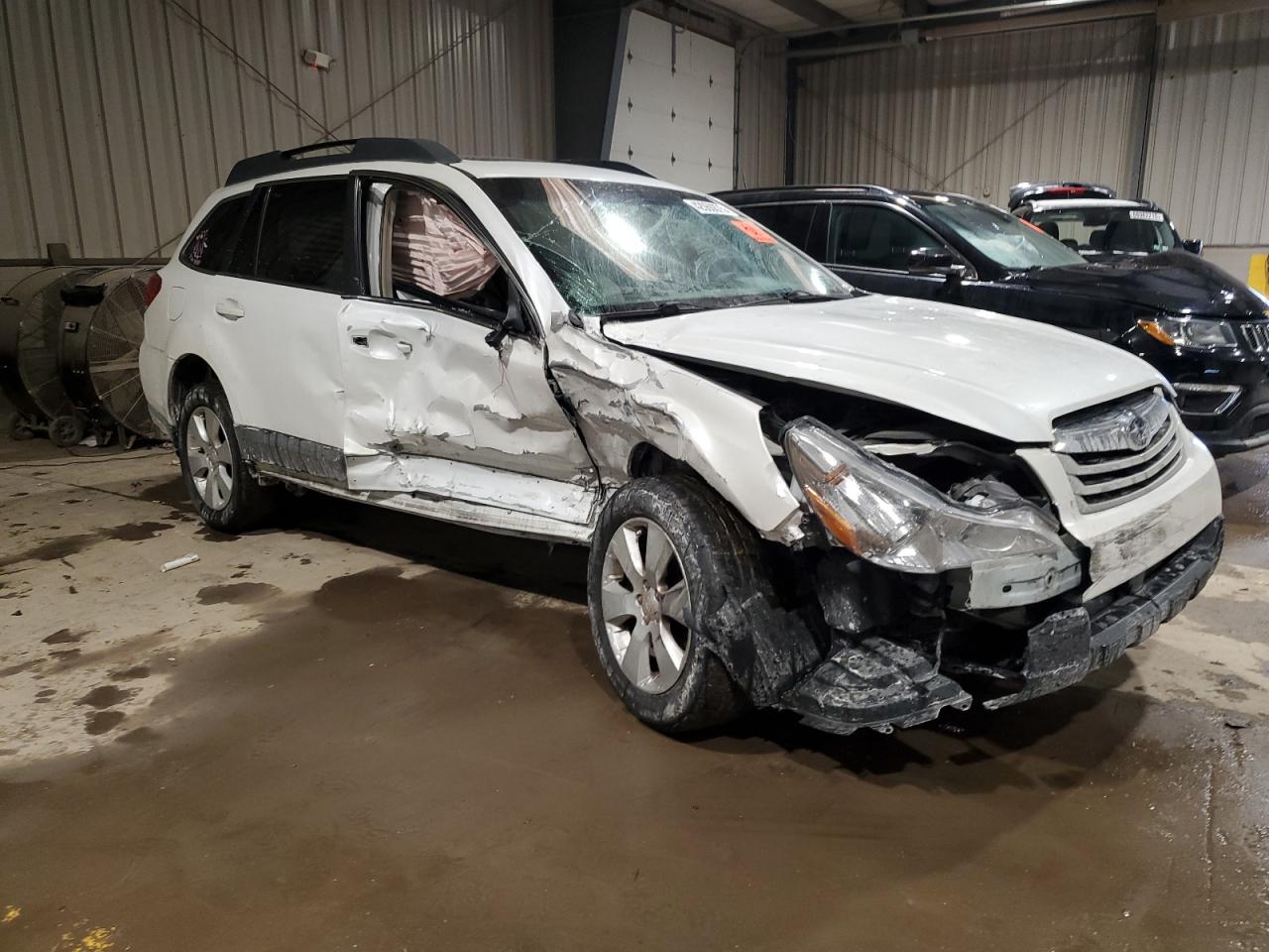 2011 Subaru Outback - Image 4