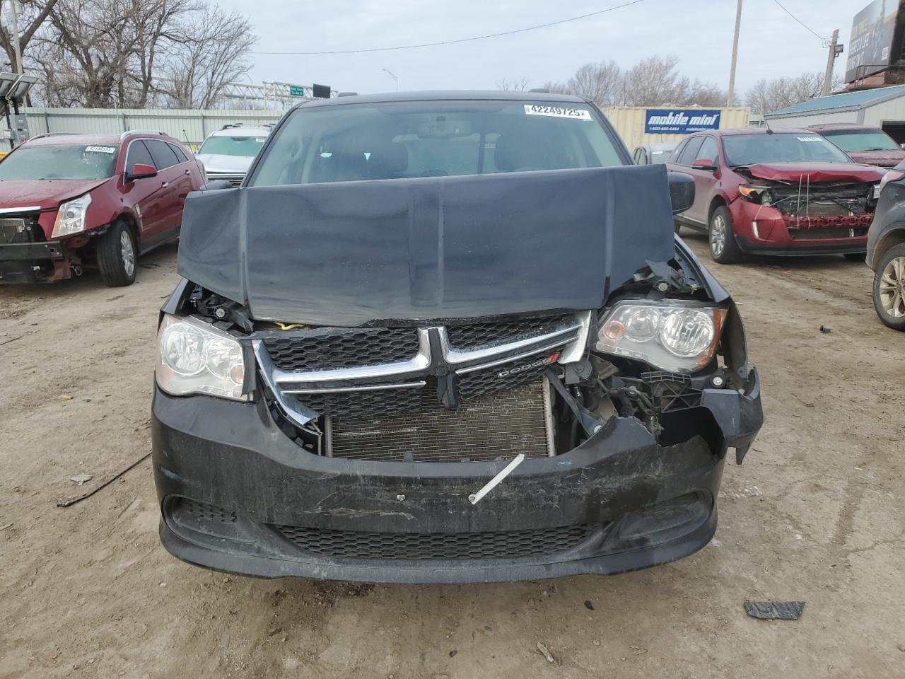2016 Dodge Caravan - Image 5