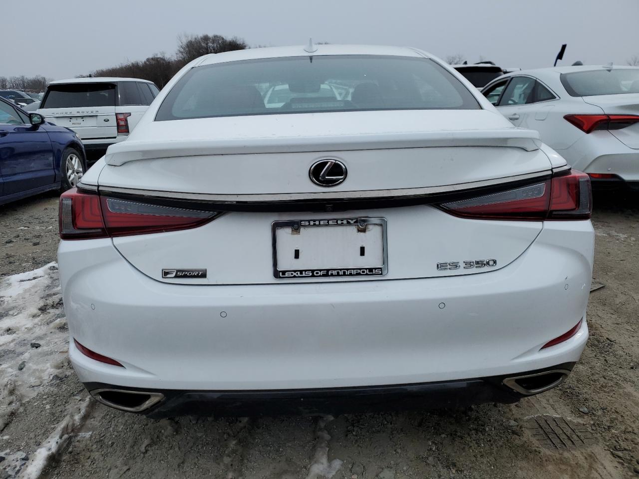 2019 Lexus ES - Image 6