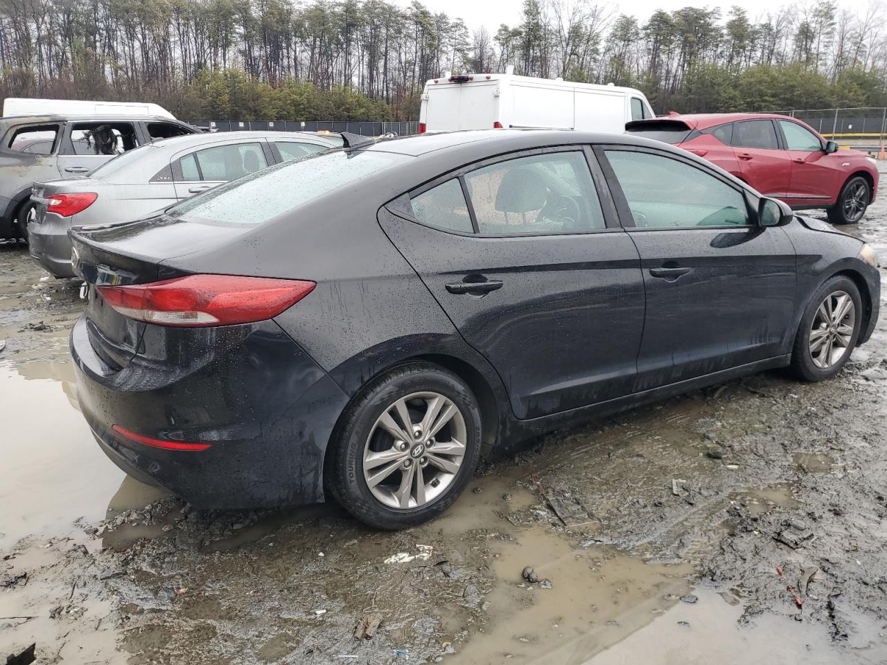 2017 Hyundai Elantra - Image 3