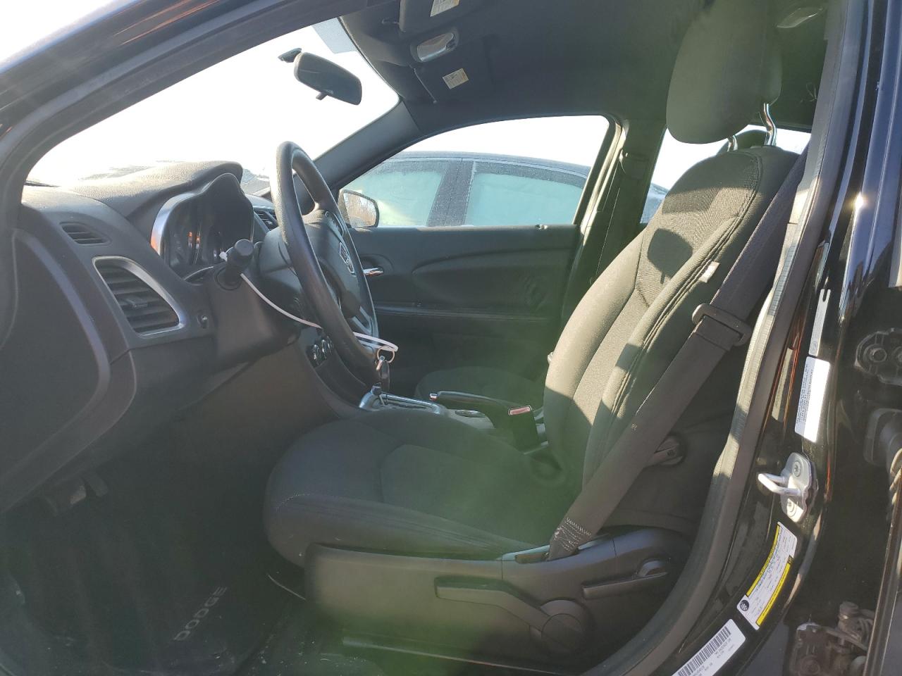 2013 Dodge Avenger - Image 7