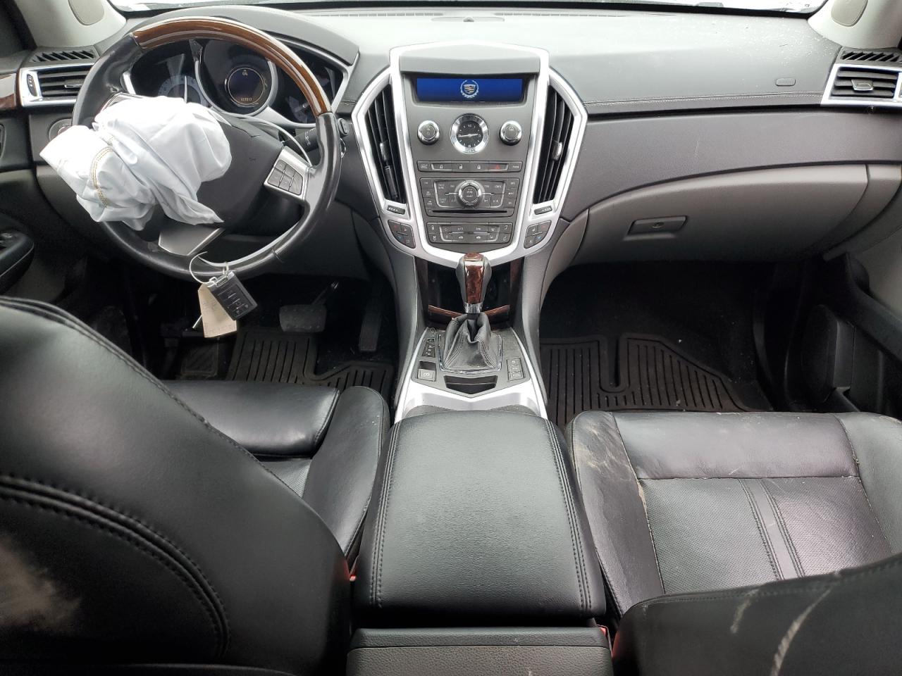 2010 Cadillac SRX - Image 8