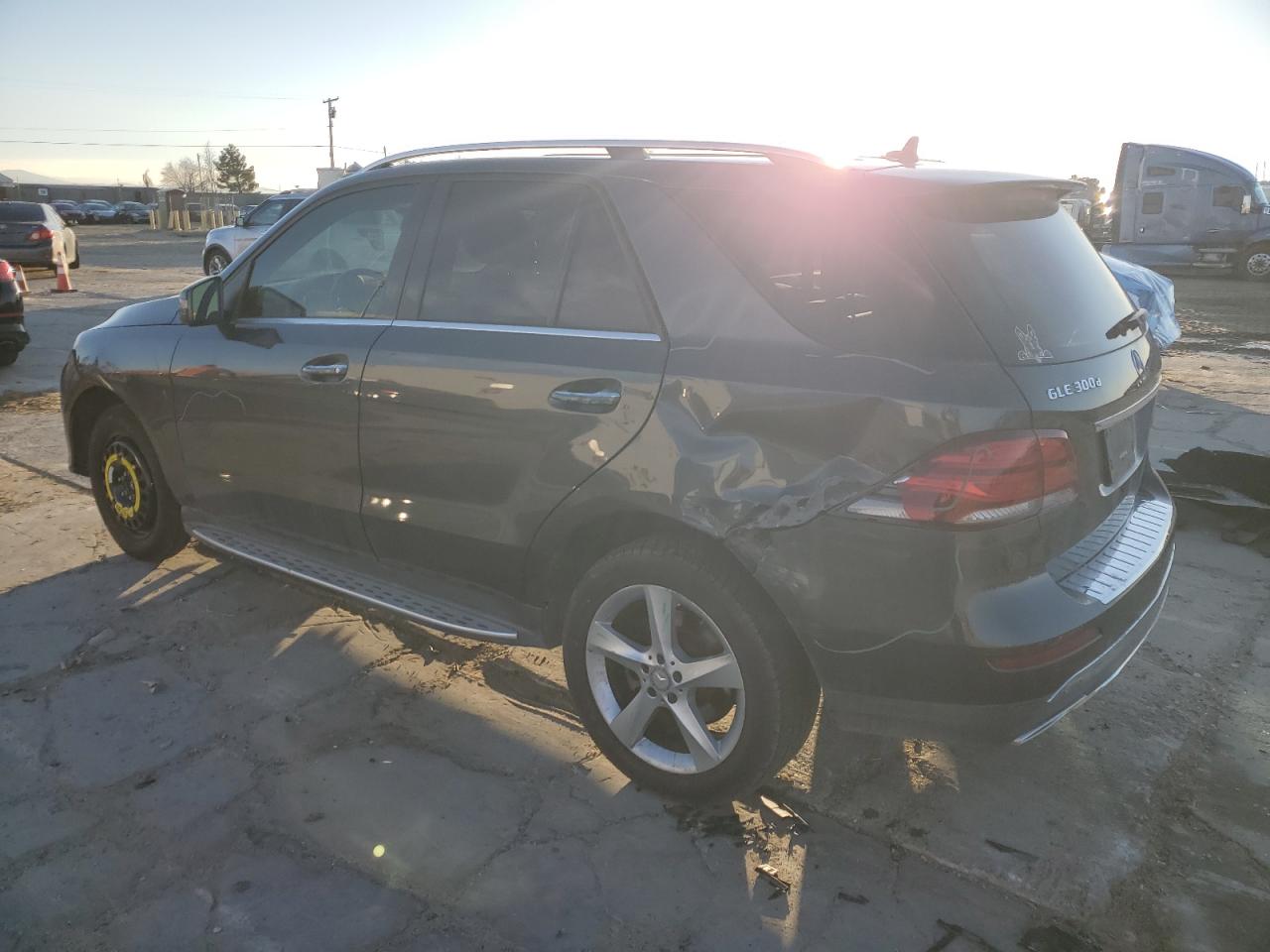 2016 Mercedes-Benz GLE - Image 2