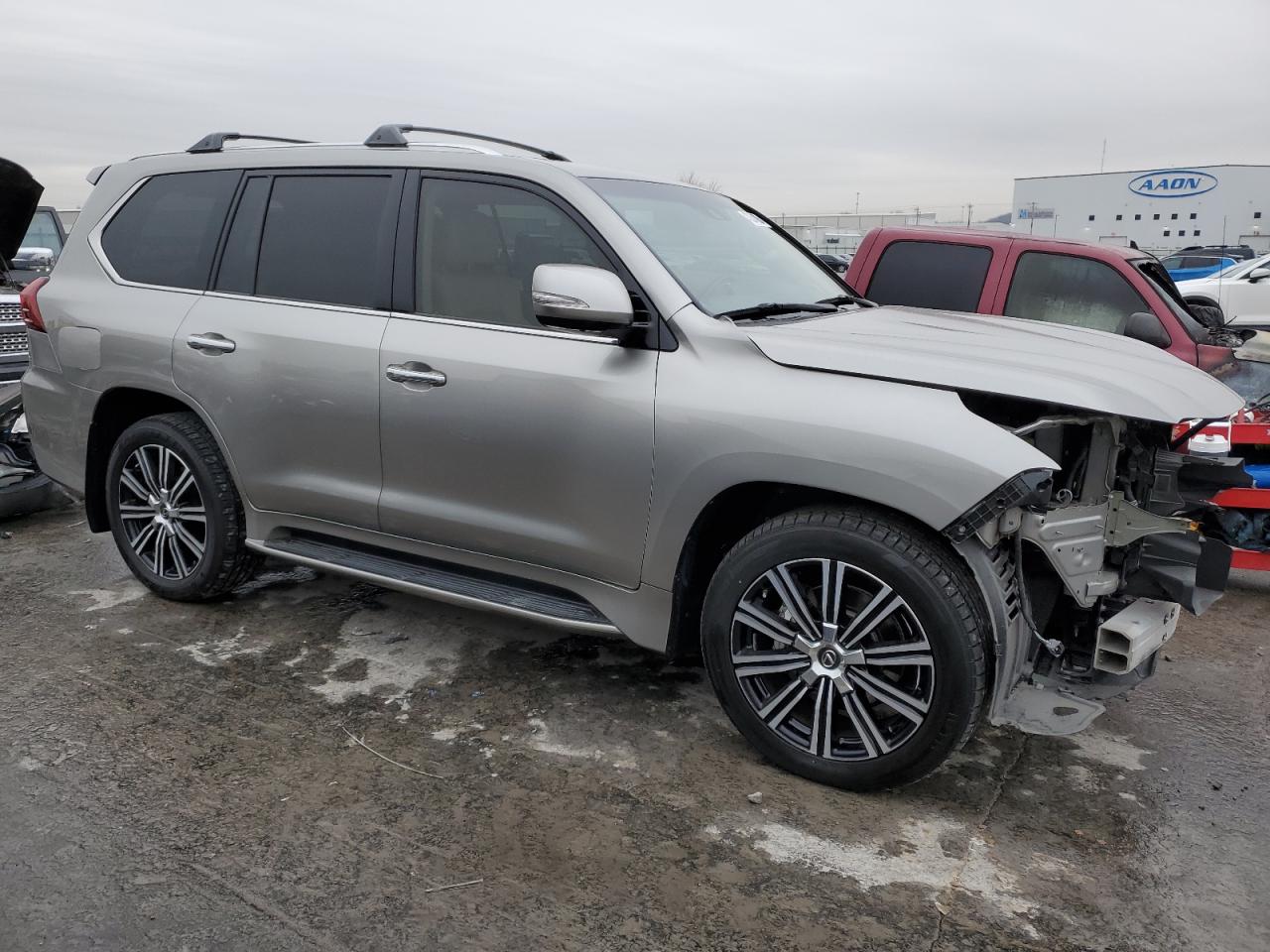 2021 Lexus LX - Image 4